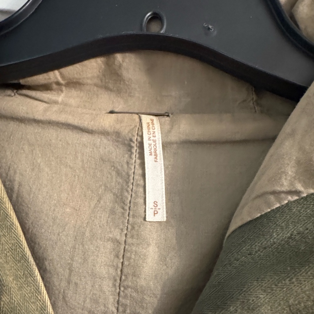 Embroidered Olive Green Jacket - Picture 5 of 6